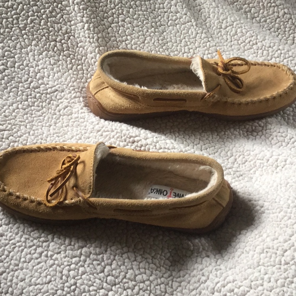 Minnetonka Men’s moccasins - Picture 2 of 5